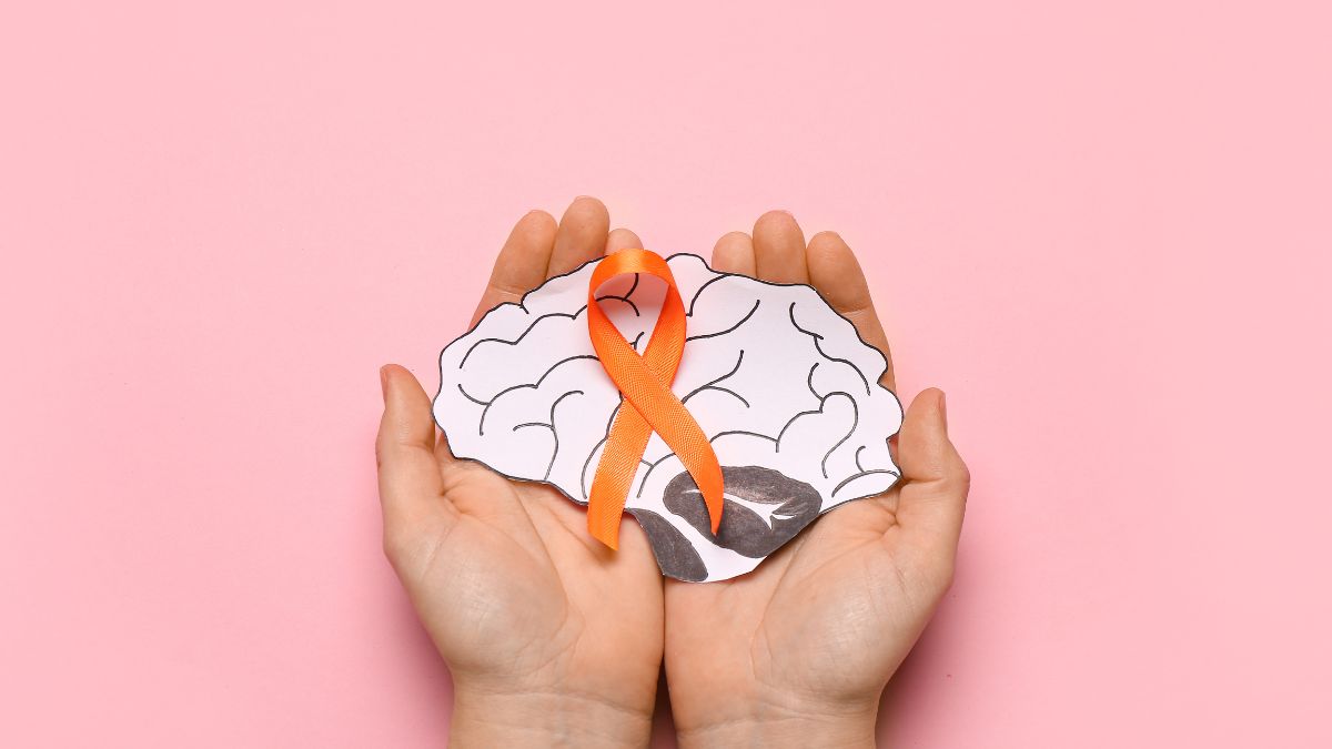 dessin de cerveau avec noeud orange sclerose en plaques