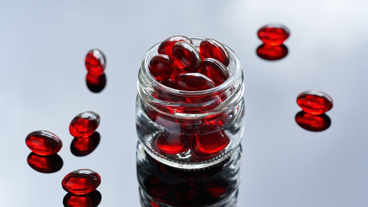 gelules huile de krill dans un pot